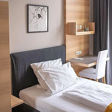 Stadthaus Hotel 3*