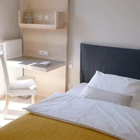 Hotel Stadthaus 3*
